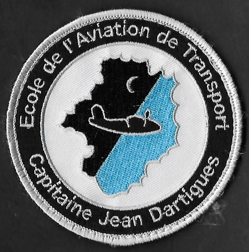 Ecole de l'aviation de Transport - Capitaine Jean Dartigues - Avord - mod 3