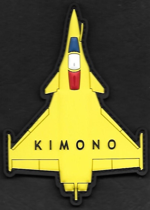 11 F - Silhouette Rafale  - Kimono - Chien jaune