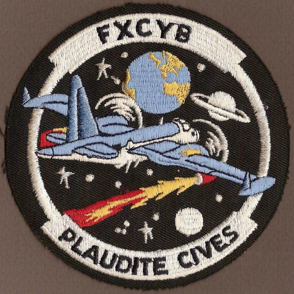 25 F - Plaudite Cives - FXCYB - Yankee Bravo